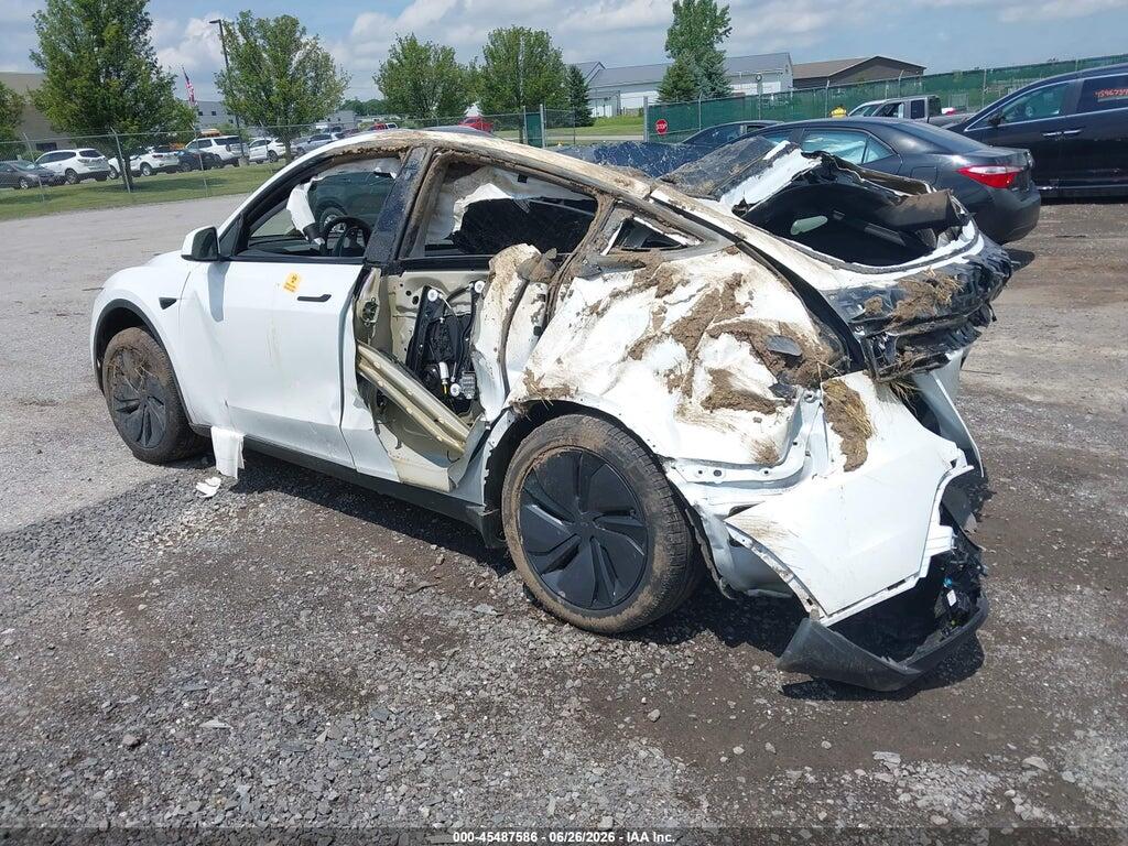 7SAYGDEE6TA385466 2026 TESLA MODEL Y photo no. 3
