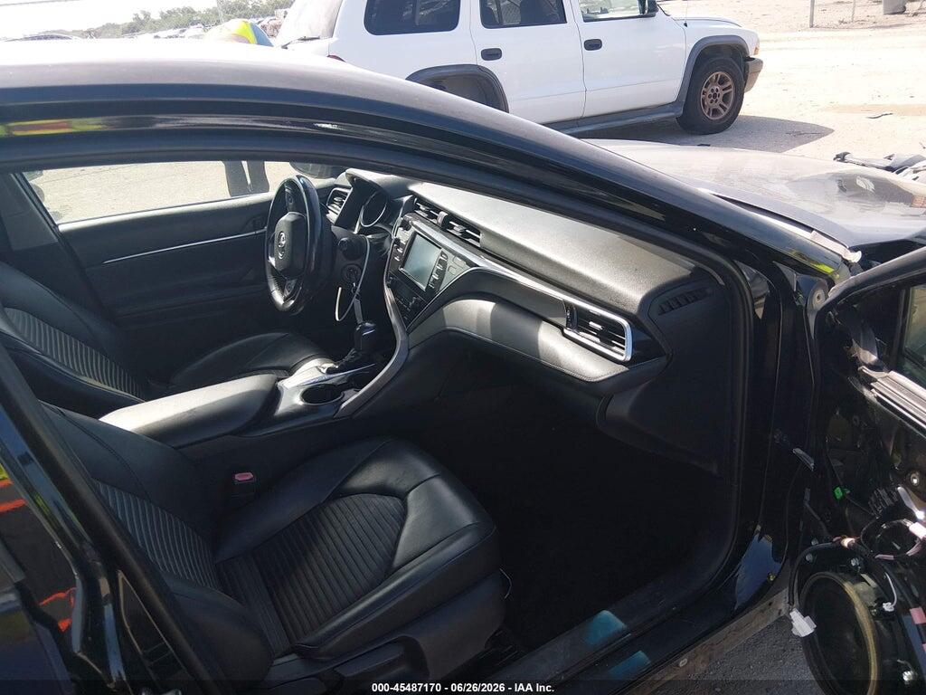4T1B11HK0JU097563 2018 TOYOTA CAMRY photo no. 5