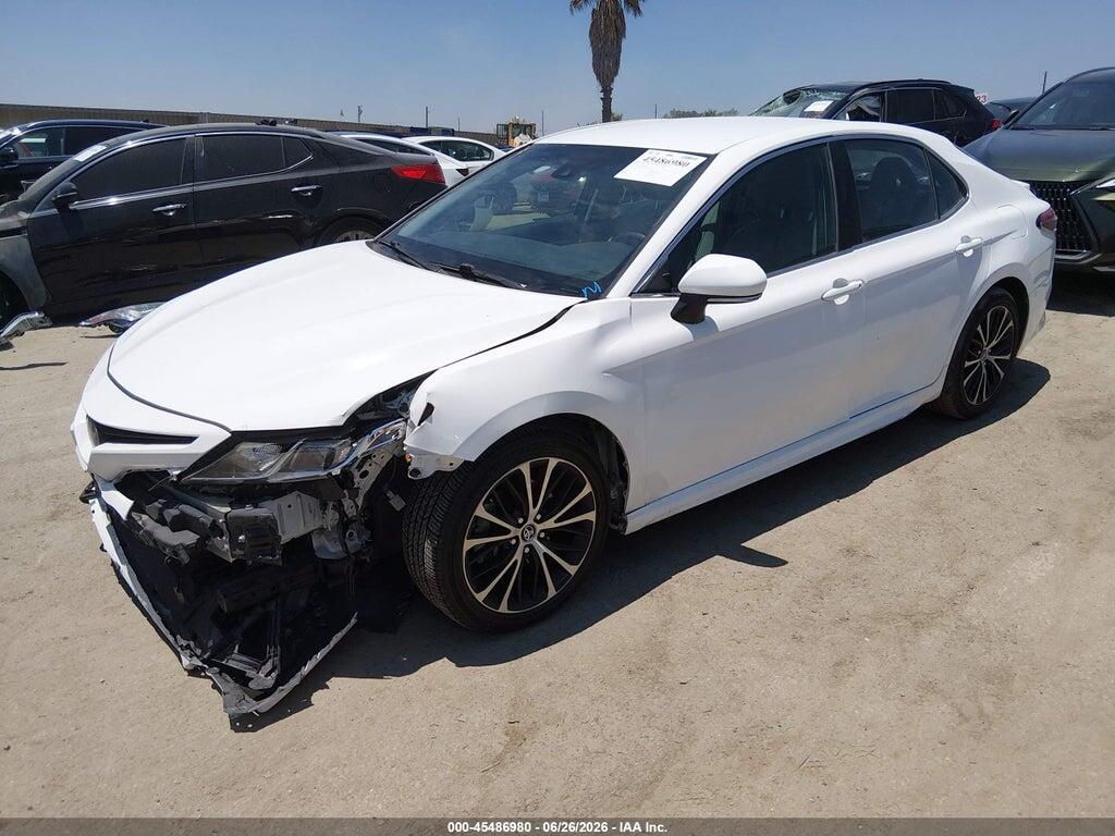 4T1B11HK0JU068340 2018 TOYOTA CAMRY photo no. 2