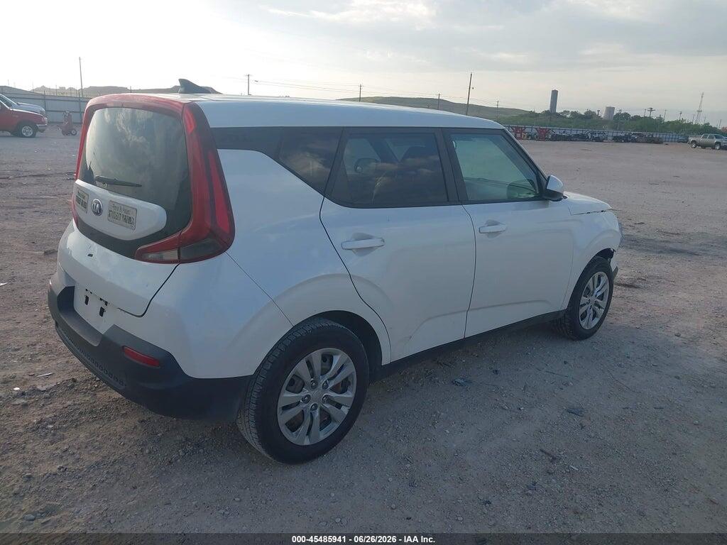 KNDJ23AU3L7736024 2020 KIA SOUL photo no. 4