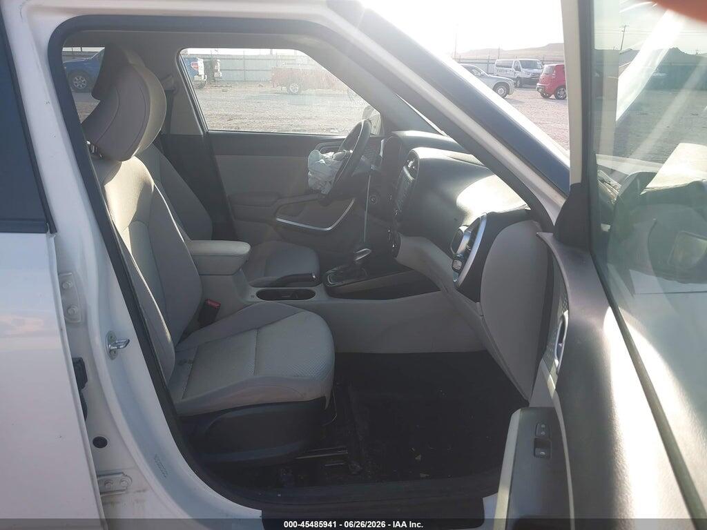 KNDJ23AU3L7736024 2020 KIA SOUL photo no. 5
