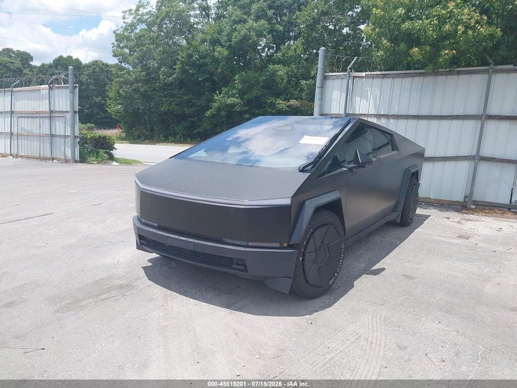 7G2CEHEDXRA000654 2024 TESLA CYBERTRUCK photo no. 2