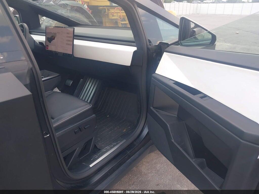 7G2CEHEDXRA000654 2024 TESLA CYBERTRUCK photo no. 5