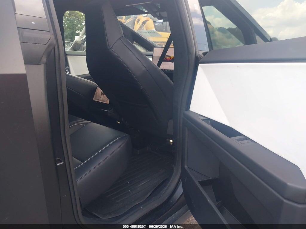 7G2CEHEDXRA000654 2024 TESLA CYBERTRUCK photo no. 8
