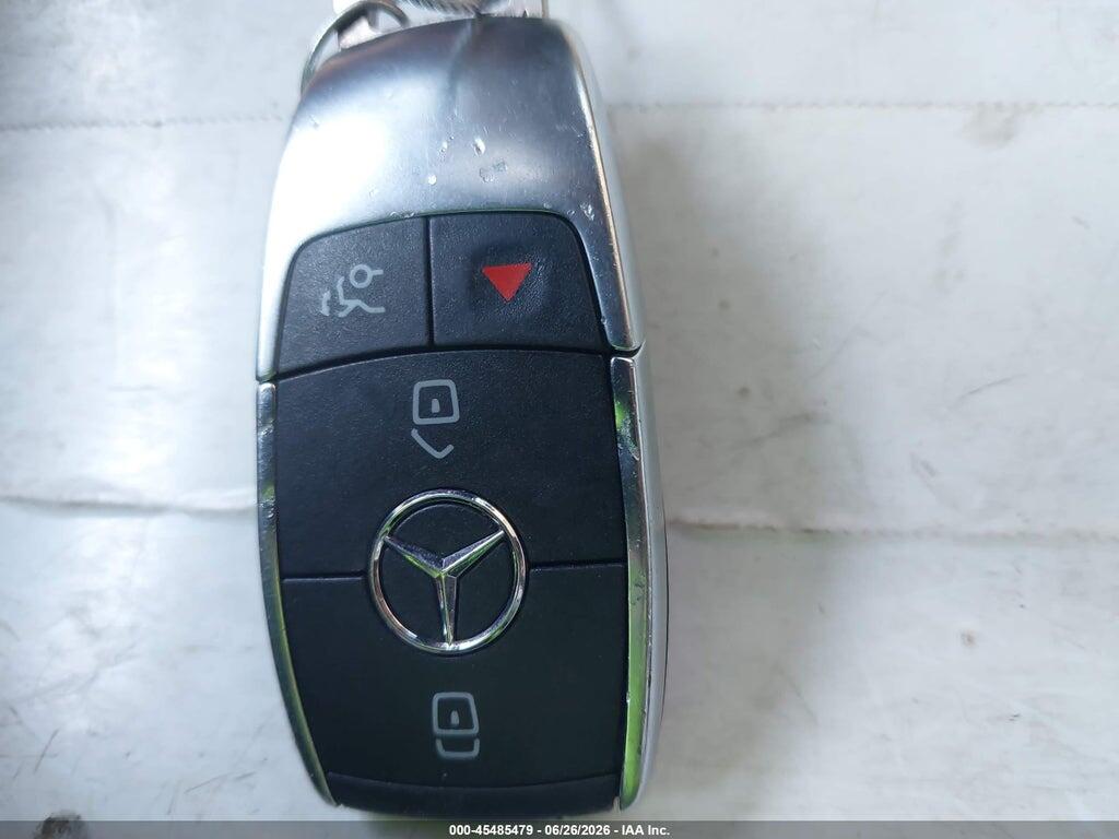 WDD3G4EB5KW020891 2019 MERCEDES-BENZ A 220 photo no. 11