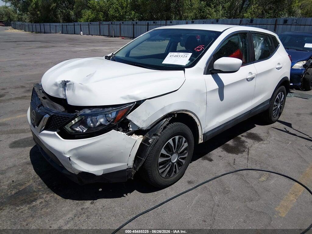 JN1BJ1CP4KW238943 2019 NISSAN ROGUE SPORT photo no. 2
