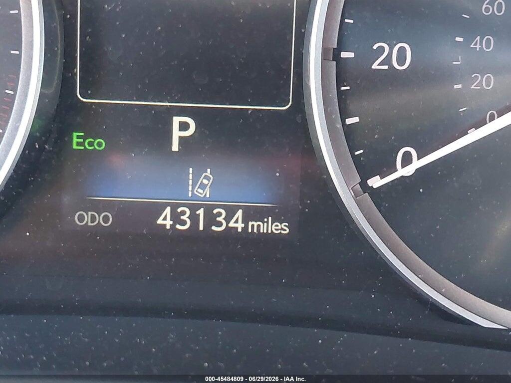 JTHD81F25N5047722 2022 LEXUS IS 300 photo no. 7