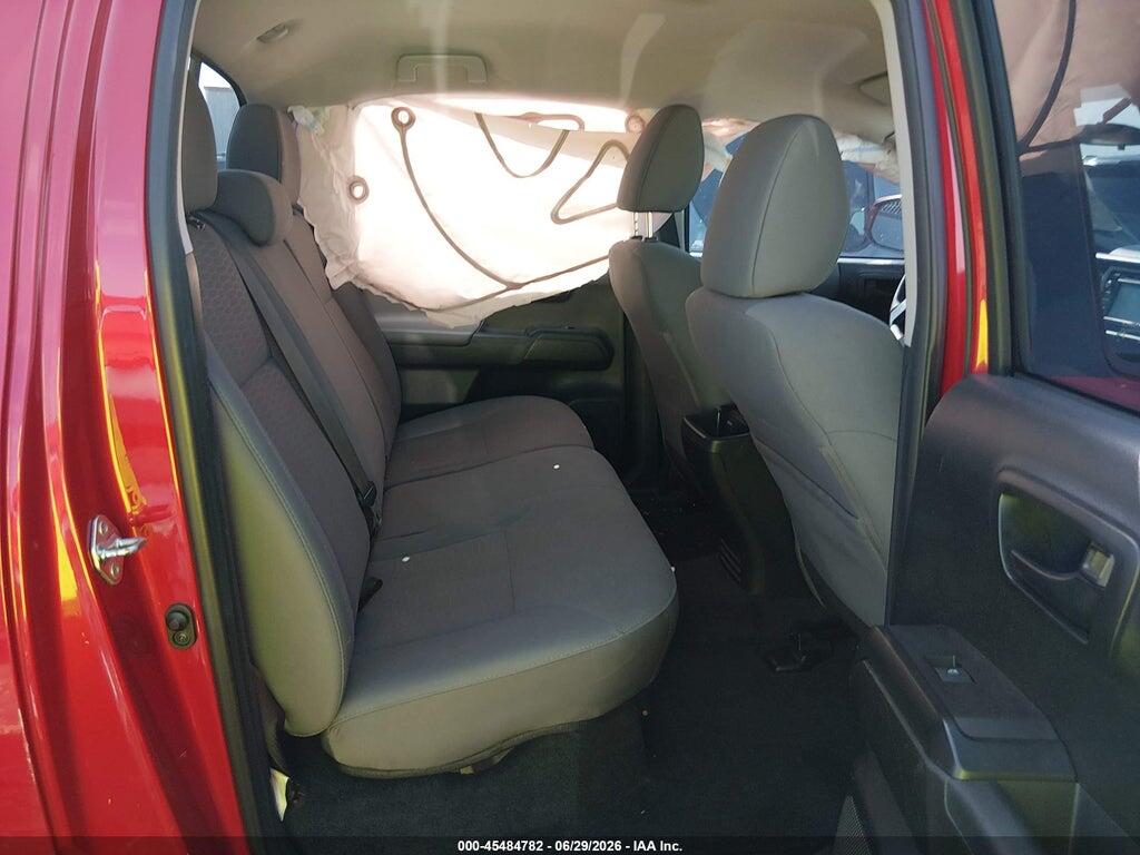 5TFAX5GN3JX124240 2018 TOYOTA TACOMA photo no. 8