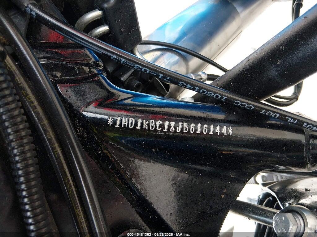 1HD1KBC18JB616144 2018 HARLEY-DAVIDSON FLHX photo no. 10
