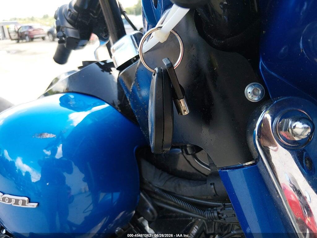 1HD1KBC18JB616144 2018 HARLEY-DAVIDSON FLHX photo no. 11