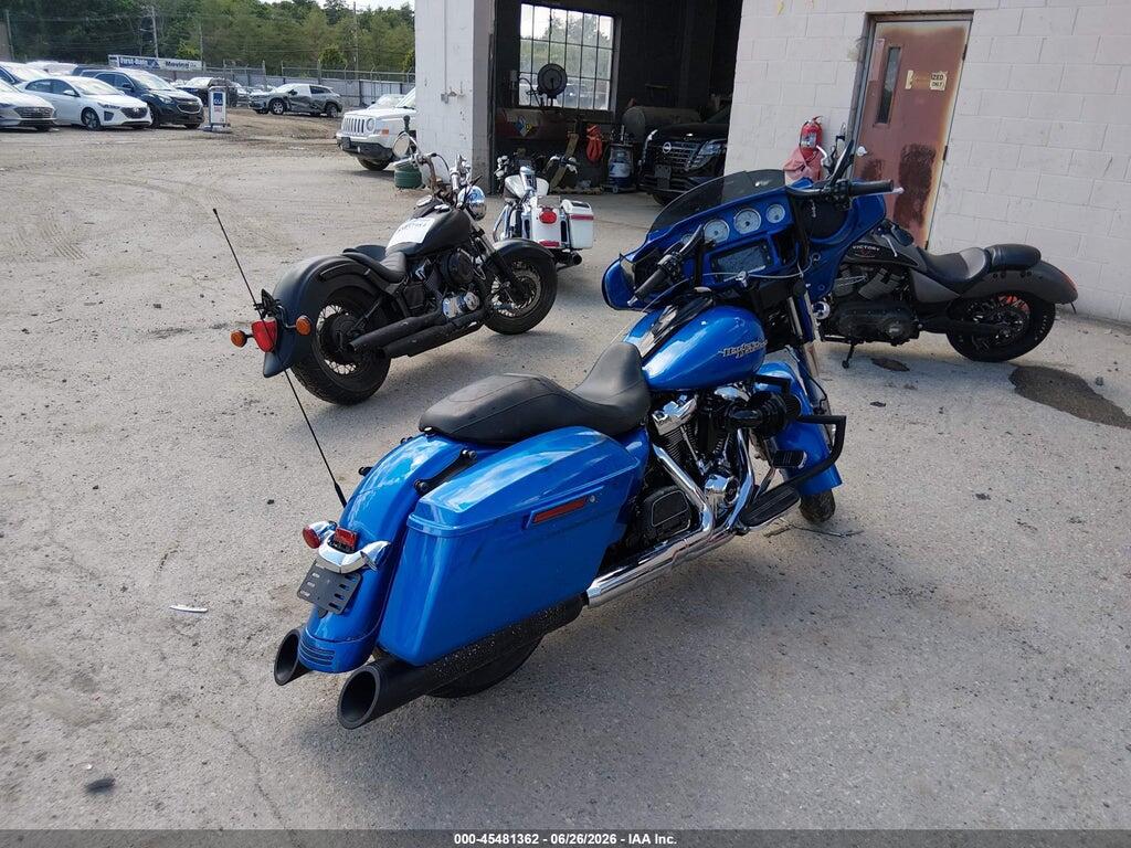 1HD1KBC18JB616144 2018 HARLEY-DAVIDSON FLHX photo no. 4