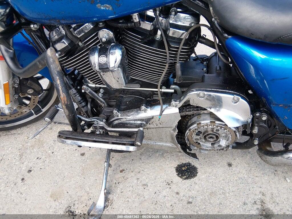 1HD1KBC18JB616144 2018 HARLEY-DAVIDSON FLHX photo no. 9