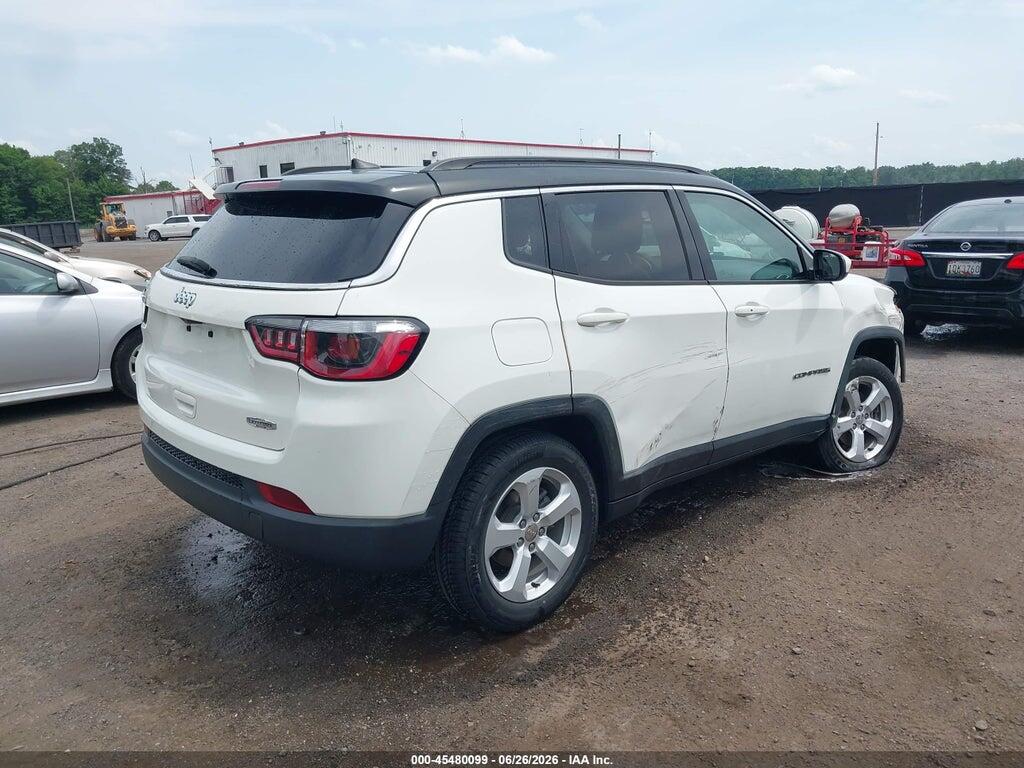 3C4NJCBB5JT318946 2018 JEEP COMPASS photo no. 4