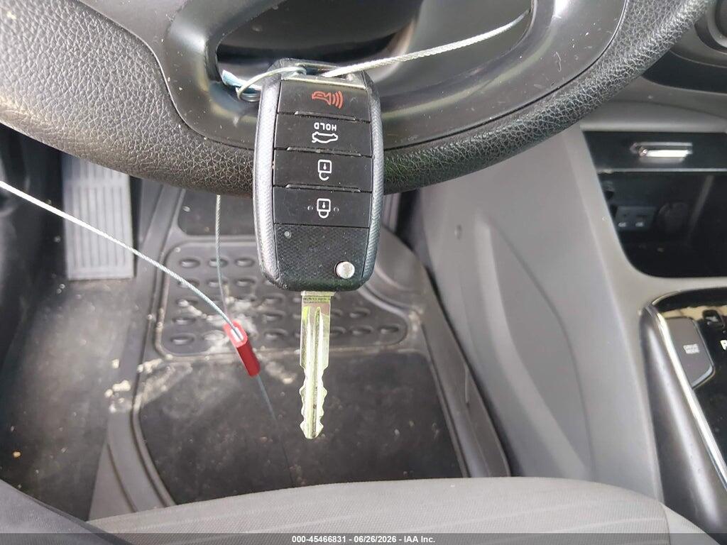 3KPFL4A7XHE076459 2017 KIA FORTE photo no. 11