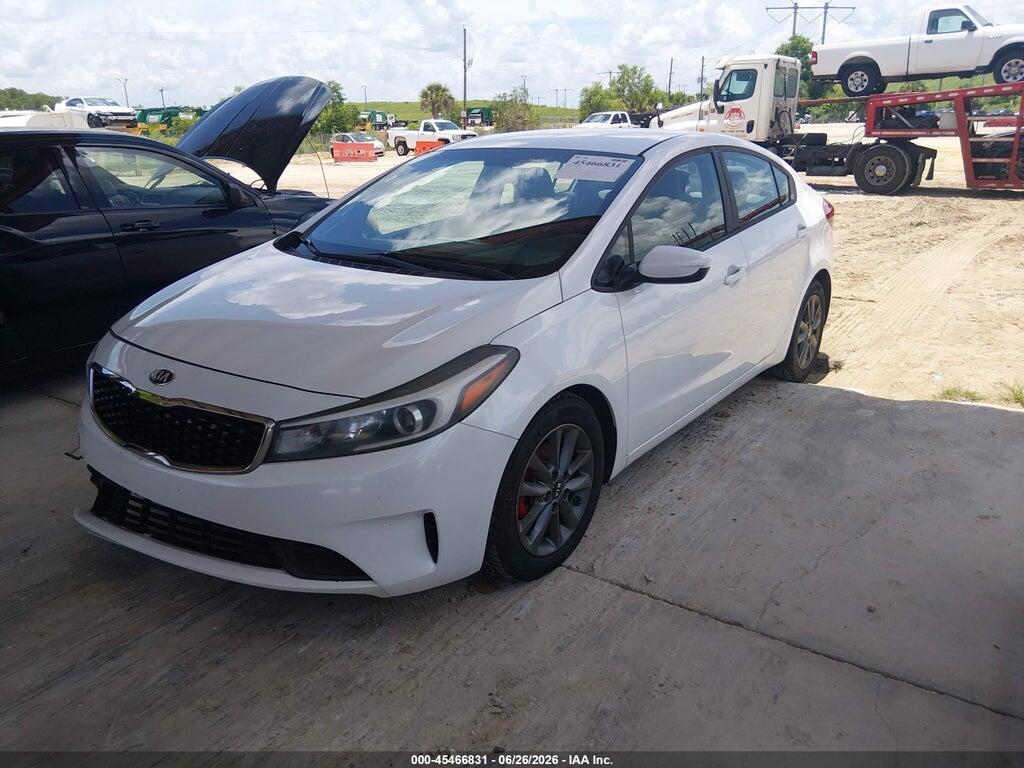 3KPFL4A7XHE076459 2017 KIA FORTE photo no. 2