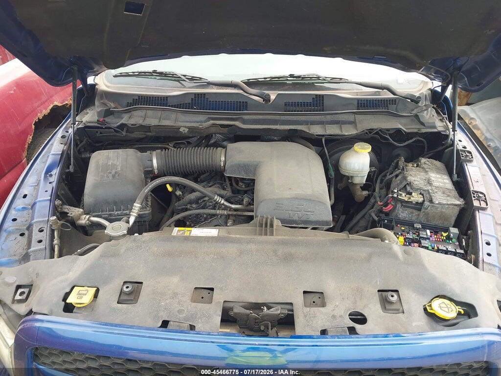 1C6RR7FG2JS246801 2018 RAM 1500 photo no. 10