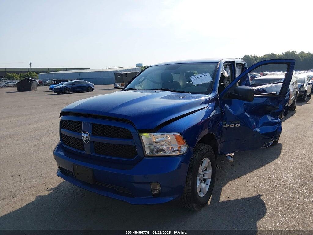 1C6RR7FG2JS246801 2018 RAM 1500 photo no. 2