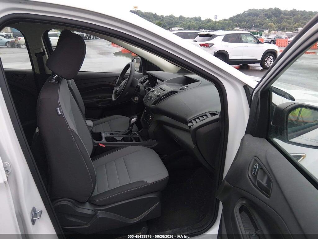 1FMCU0F79HUE08387 2017 FORD ESCAPE photo no. 5