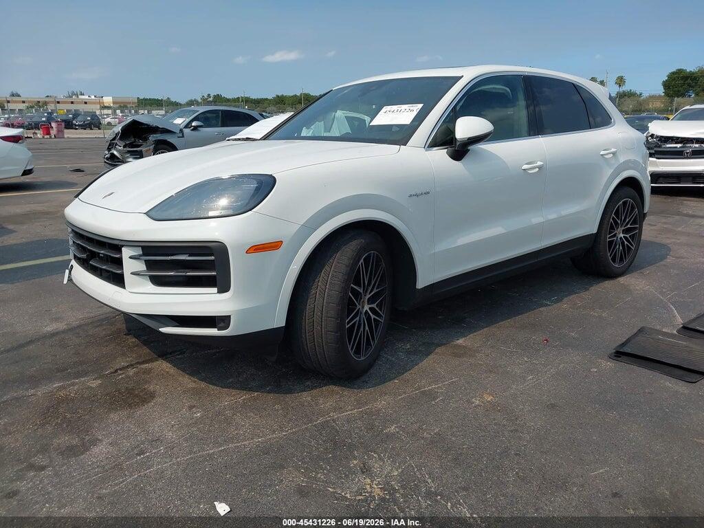 WP1AE2AY5RDA29584 2024 PORSCHE CAYENNE E-HYBRID photo no. 2