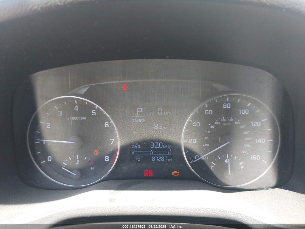 5NPD84LF0HH005571 2017 HYUNDAI ELANTRA photo no. 7