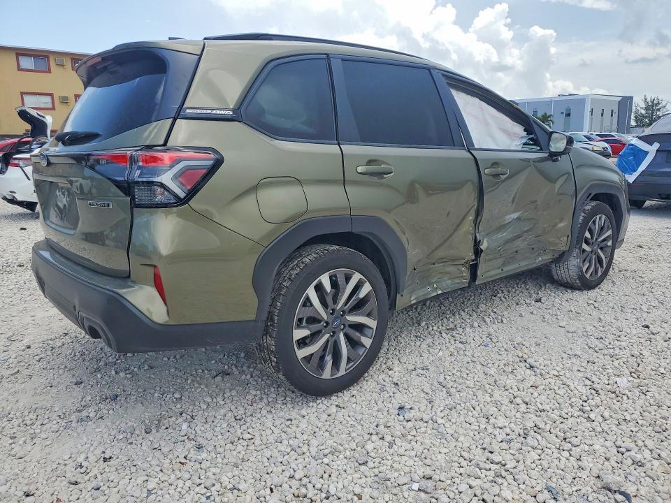 2026 SUBARU FORESTER TOURING — Фото 3 из 12