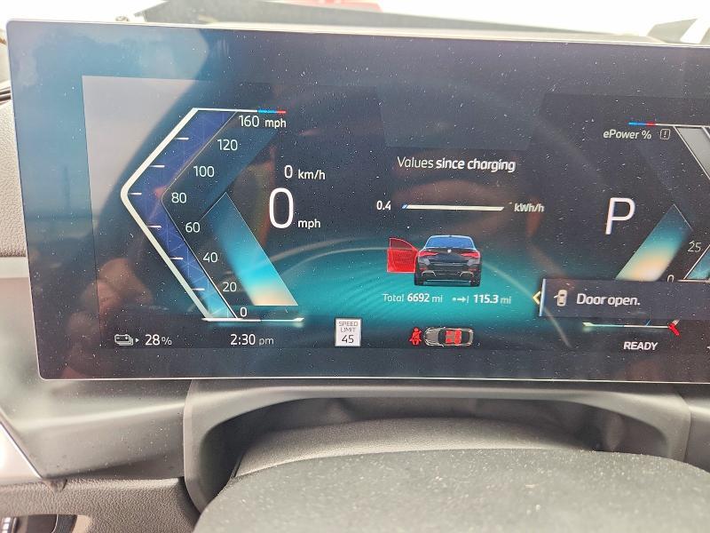 2025 BMW I4 XDRIVE 40 — Фото 9 из 12