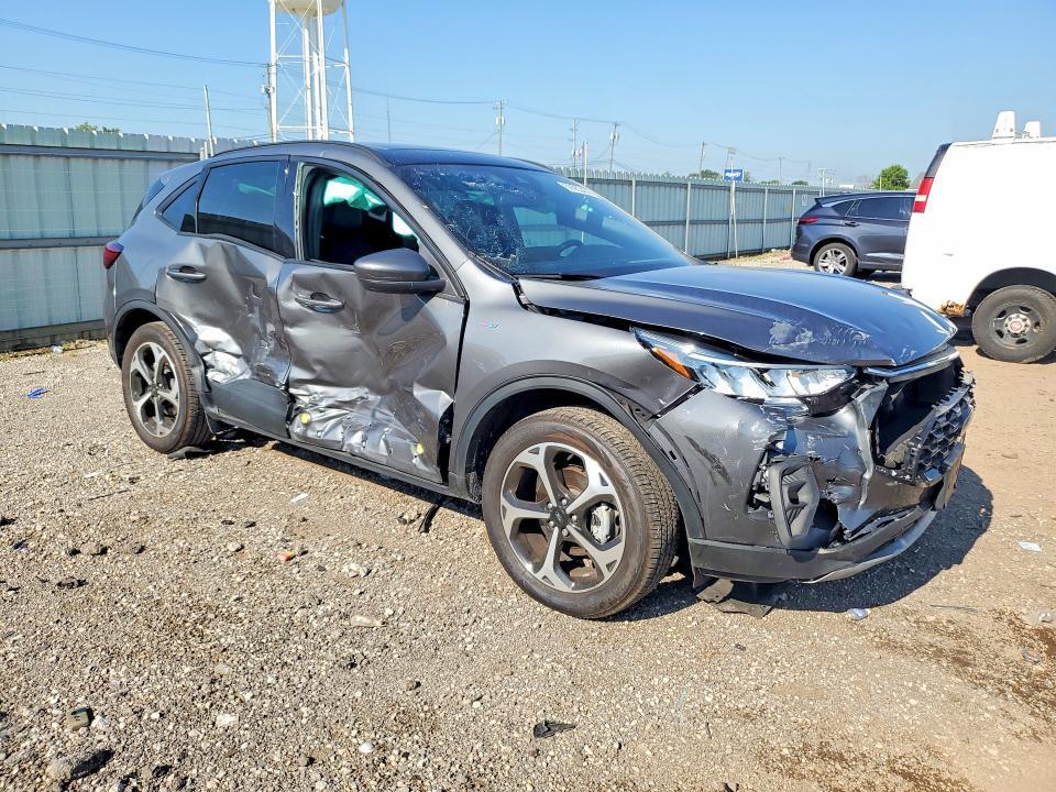 1FMCU9NA2SUA70047 2025 FORD ESCAPE photo no. 4