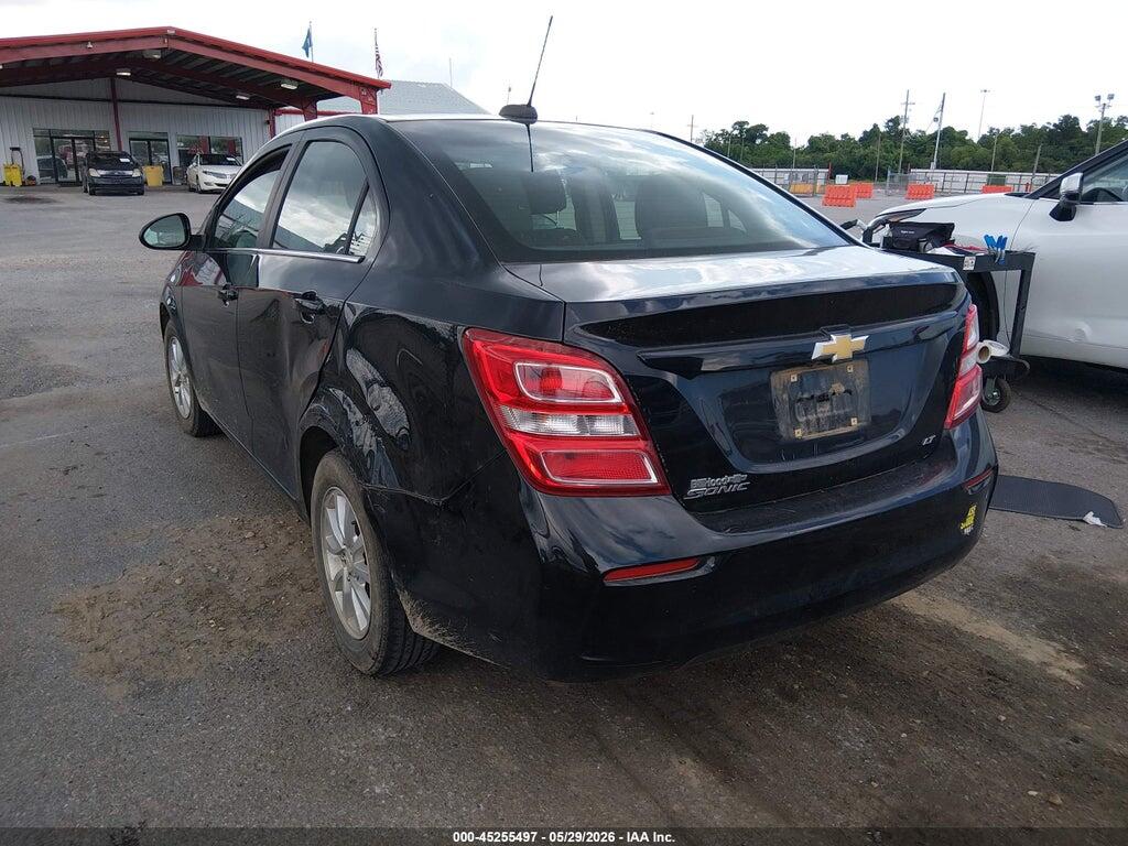 1G1JD5SH3J4122122 2018 CHEVROLET SONIC photo no. 3