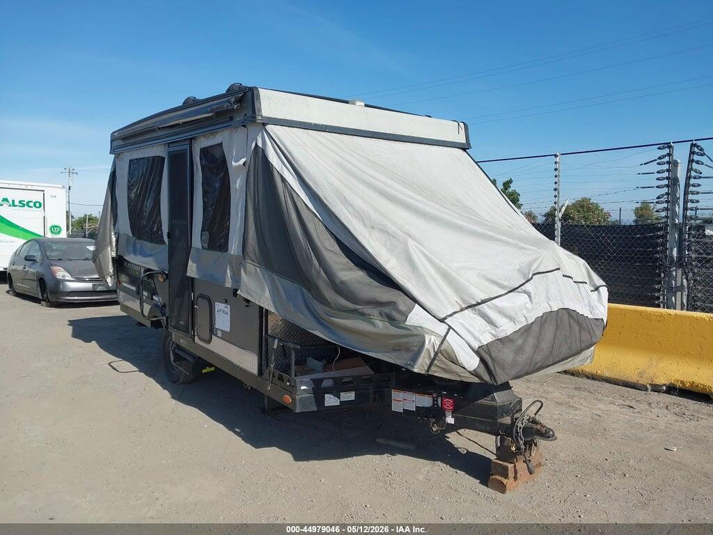 2022 FOREST RIVER OTHER 4X4CFS619ND187207