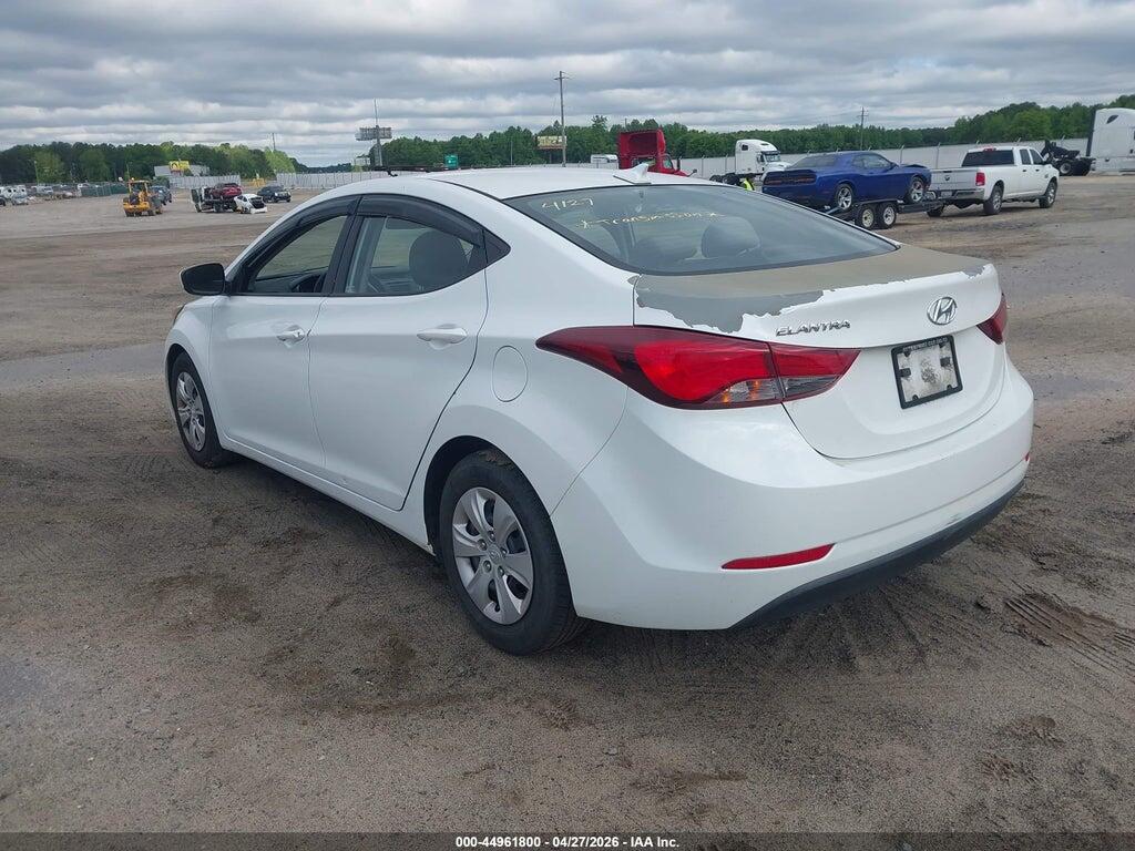 5NPDH4AE1GH784455 2016 HYUNDAI ELANTRA photo no. 3