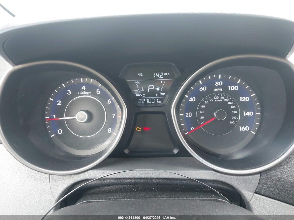 5NPDH4AE1GH784455 2016 HYUNDAI ELANTRA photo no. 7