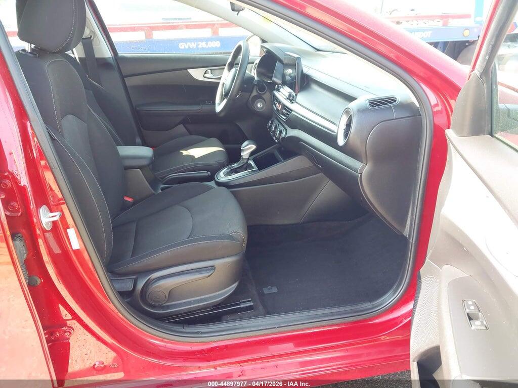 3KPF24AD8PE624711 2023 KIA FORTE photo no. 5