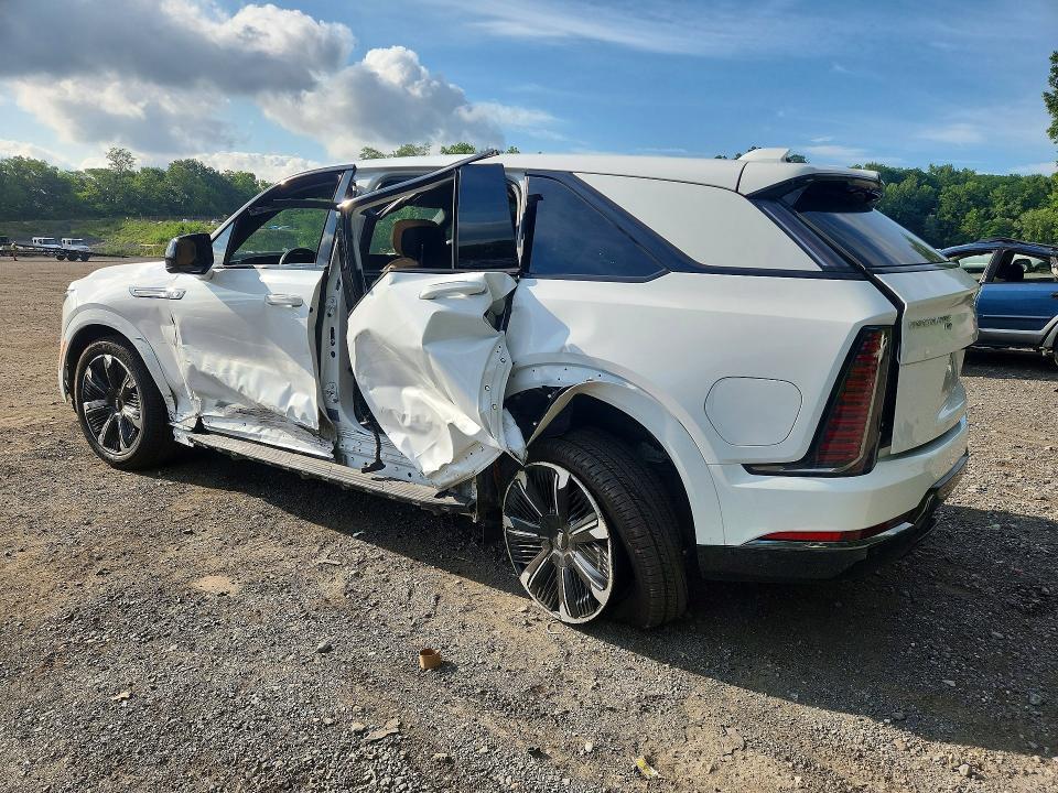 2025 CADILLAC ESCALADE IQ SPORT-2 — Фото 2 из 14
