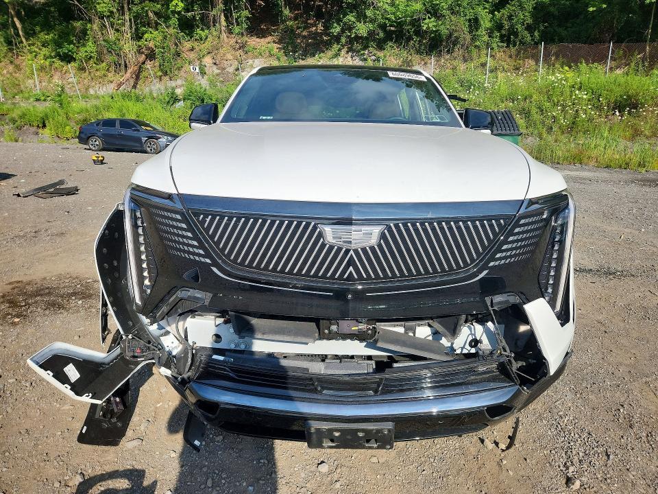 2025 CADILLAC ESCALADE IQ SPORT-2 — Фото 5 из 14