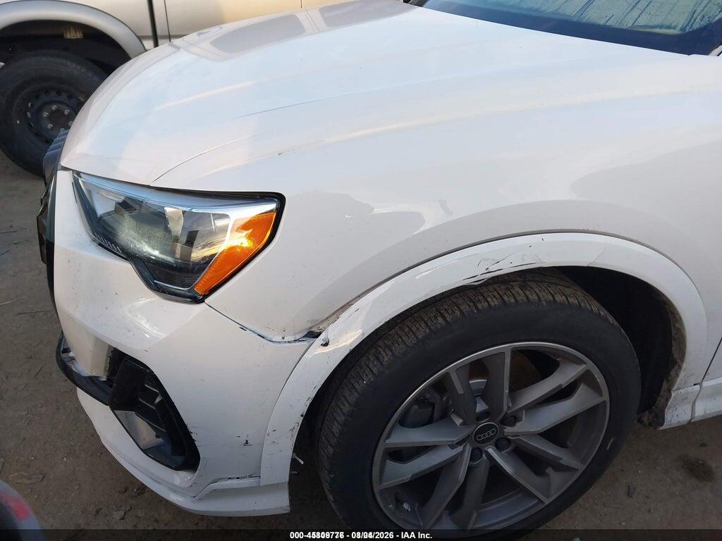WA1DECF34N1137914 2022 AUDI Q3 photo no. 6