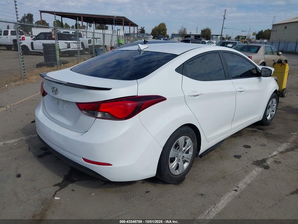 5NPDH4AEXGH687836 2016 HYUNDAI ELANTRA photo no. 4