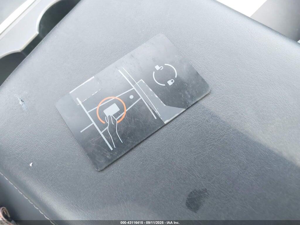 7SAYGDEF3NF347367 2022 TESLA MODEL Y photo no. 11