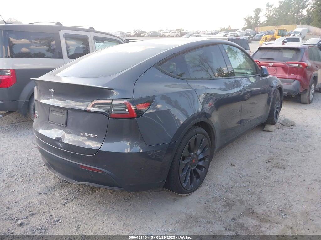 7SAYGDEF3NF347367 2022 TESLA MODEL Y photo no. 4