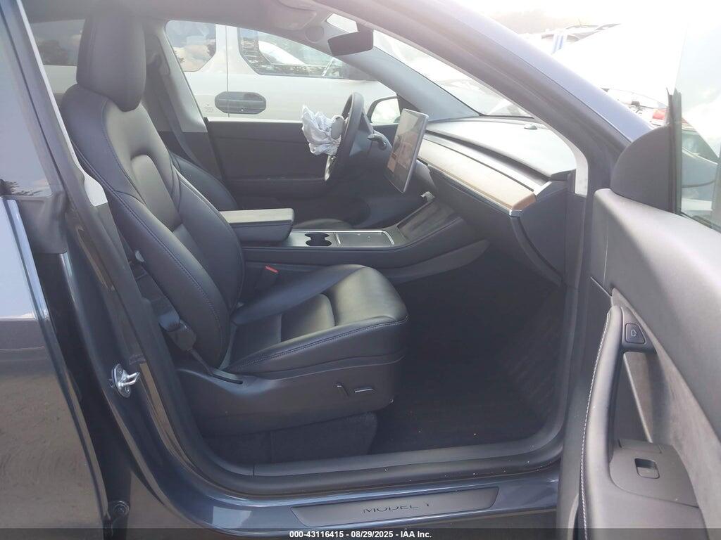 7SAYGDEF3NF347367 2022 TESLA MODEL Y photo no. 5