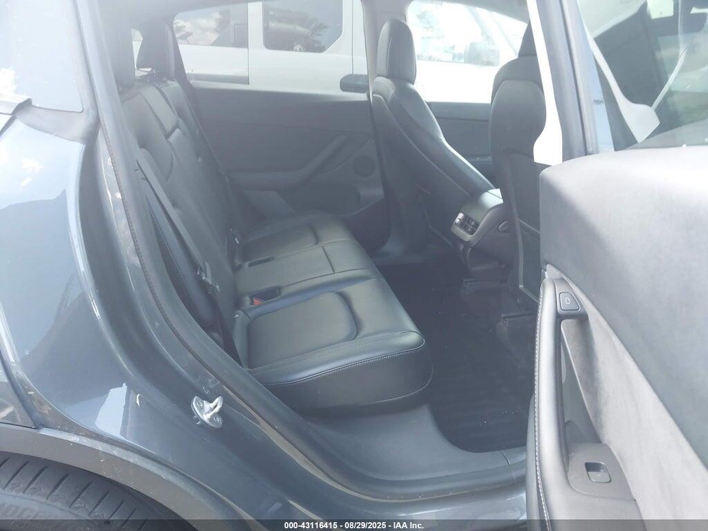 7SAYGDEF3NF347367 2022 TESLA MODEL Y photo no. 8