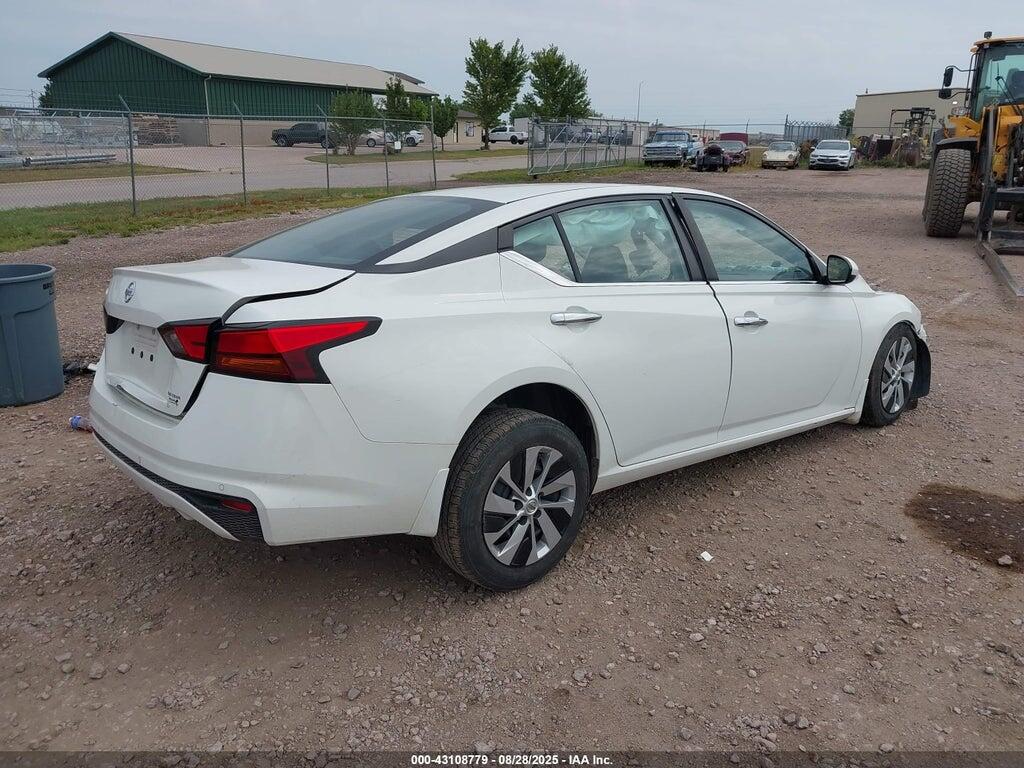 1N4BL4BV2MN329619 2021 NISSAN ALTIMA photo no. 4