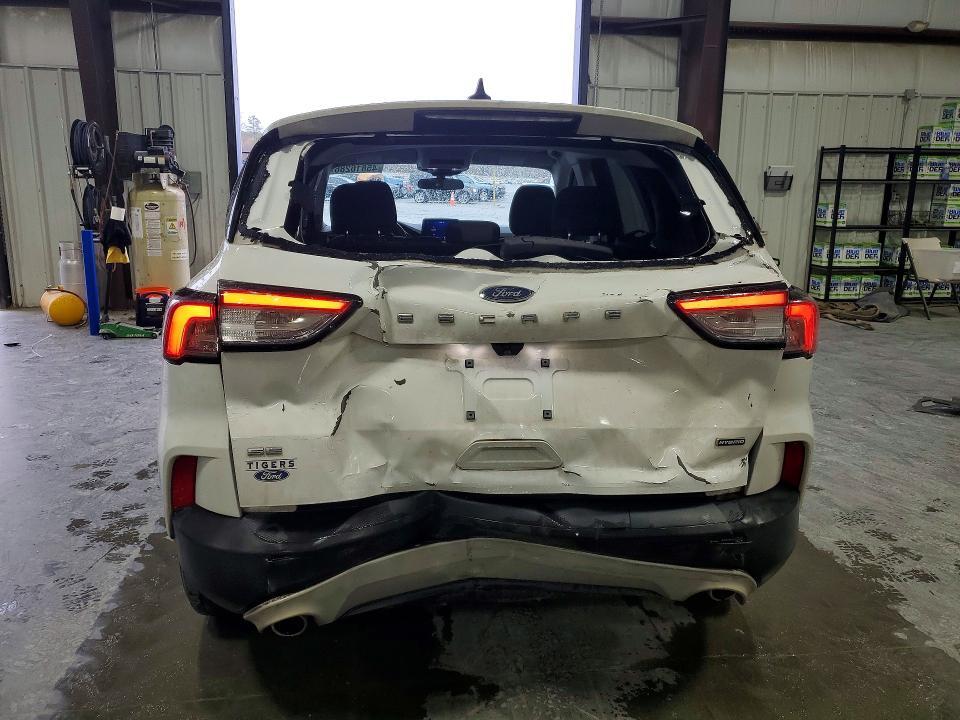 2021 FORD ESCAPE — Фото 6 из 13
