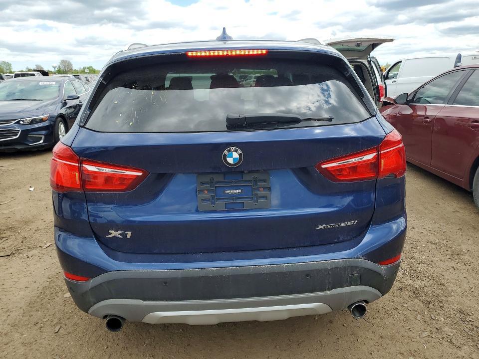 WBXHT3C36J3H33435 2018 BMW X1 photo no. 6