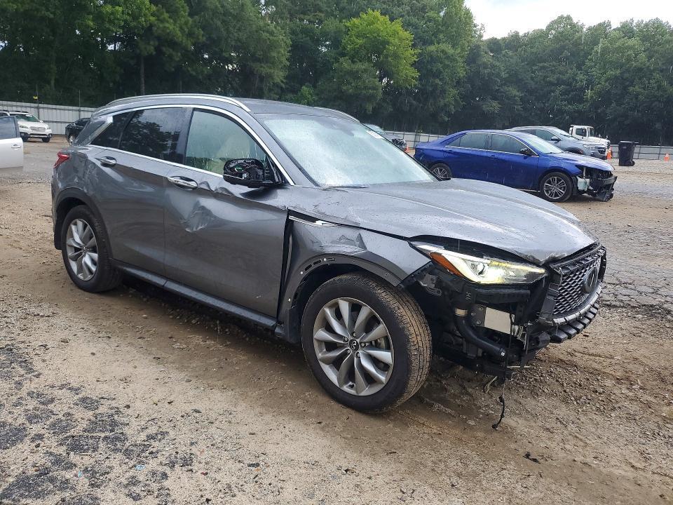 2021 INFINITI QX50 ESSENTIAL — Фото 4 из 12