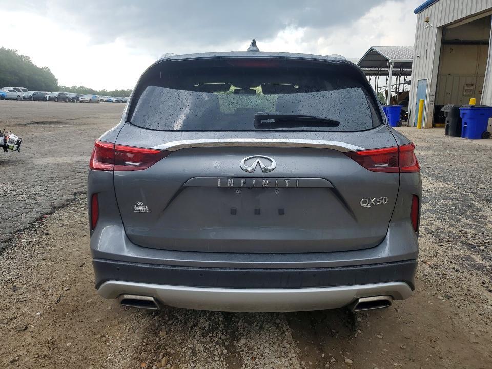 2021 INFINITI QX50 ESSENTIAL — Фото 6 из 12