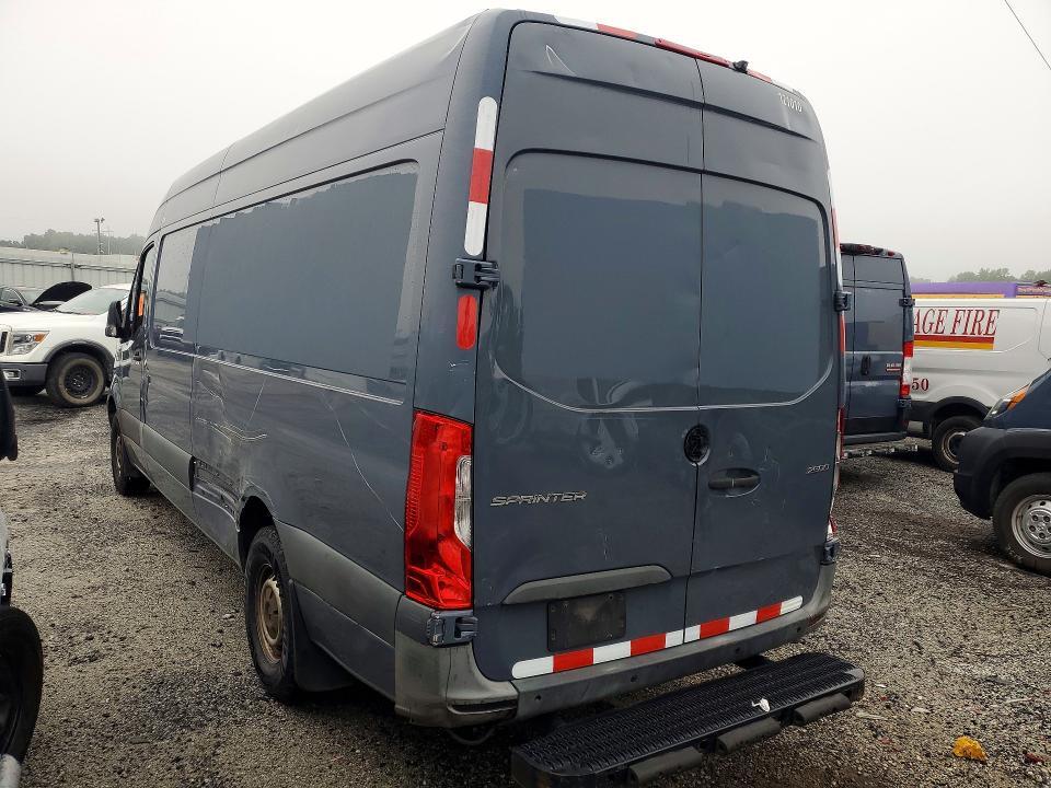 2019 MERCEDES-BENZ SPRINTER 2500/3500 DELIVERY VAN — Фото 2 из 13