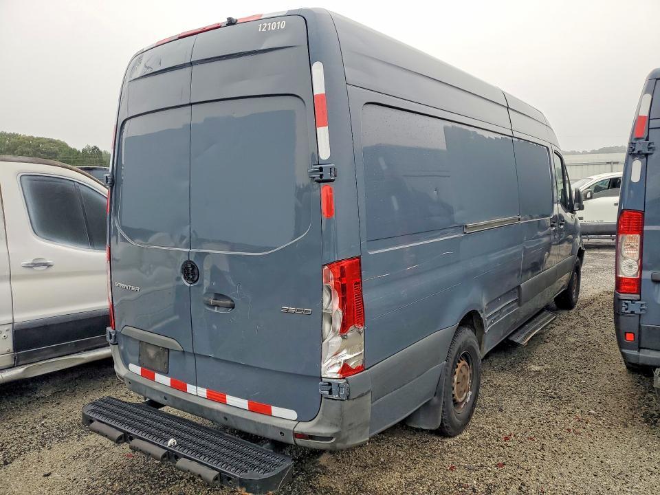 2019 MERCEDES-BENZ SPRINTER 2500/3500 DELIVERY VAN — Фото 3 из 13