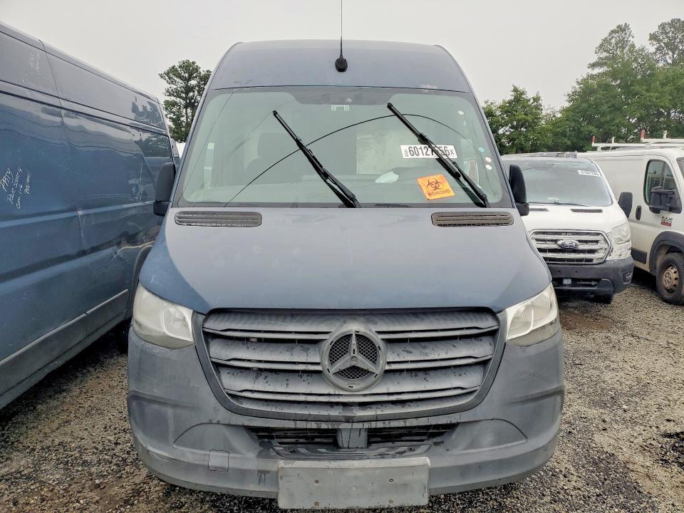 2019 MERCEDES-BENZ SPRINTER 2500/3500 DELIVERY VAN — Фото 5 из 13