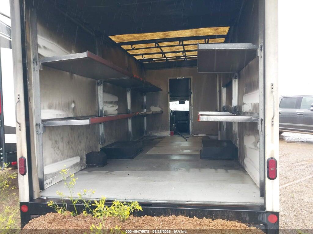 7GZ67UC78PN016629 2023 GMC SAVANA CUTAWAY 4500 photo no. 8