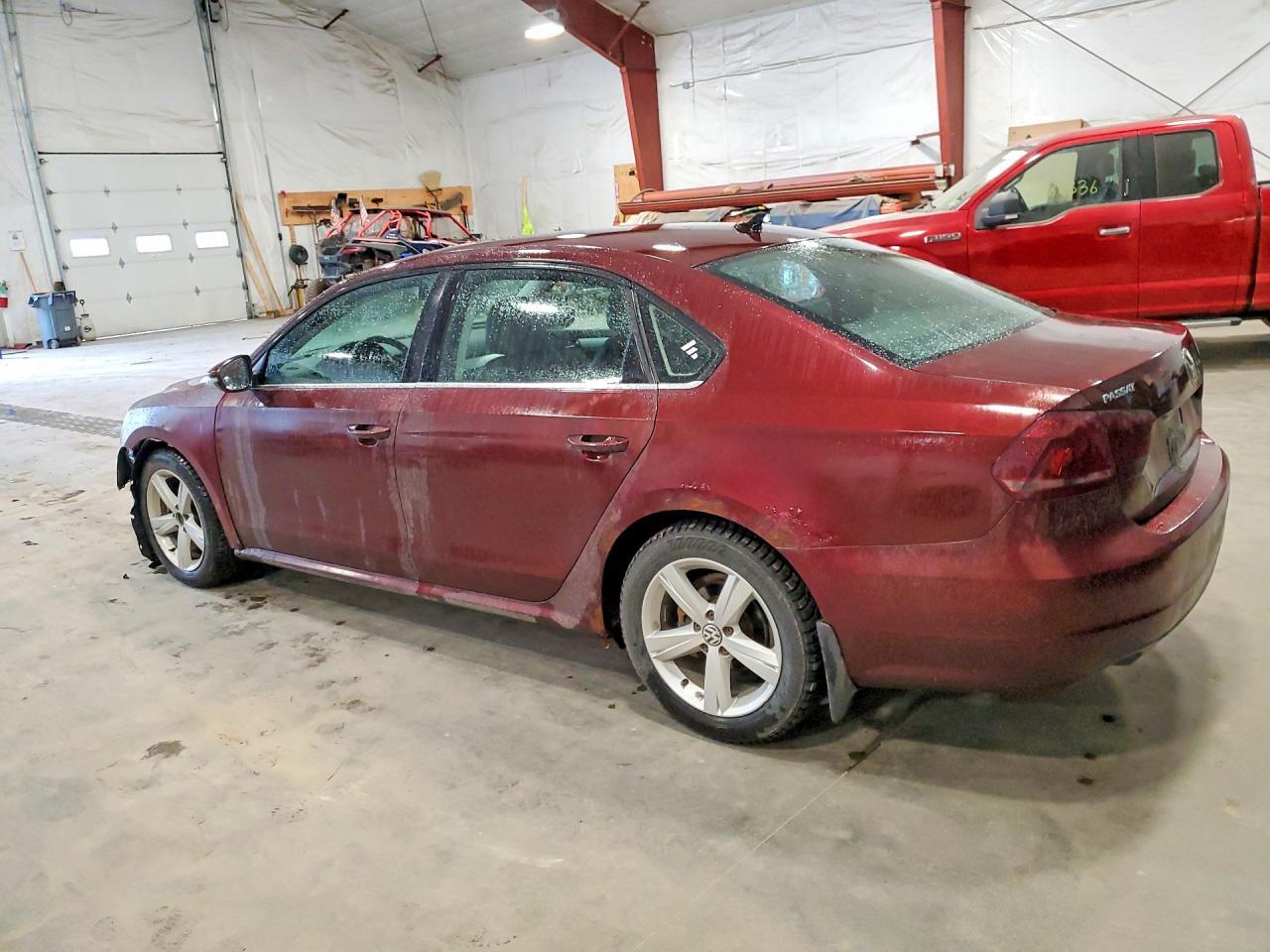 2012 VOLKSWAGEN PASSAT — Фото 2 из 12
